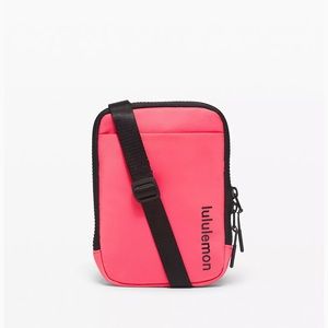 Lululemon | Easy Access Crossbody NWT